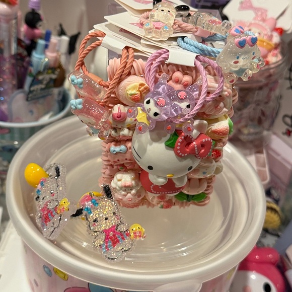 Bundle - Picture 1 of 1